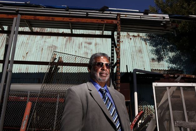 Richmond Councilman Corky Boozé takes calls at Caspers Hot Dogs. Photo: Carlos Avila Gonzalez, The Chronicle